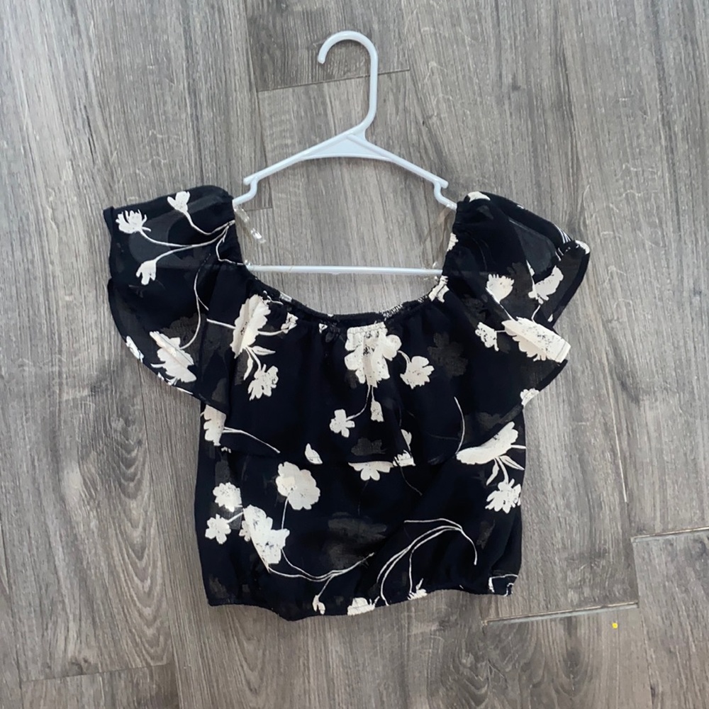 Floral off the shoulder blouse, cropped, off the shoulder